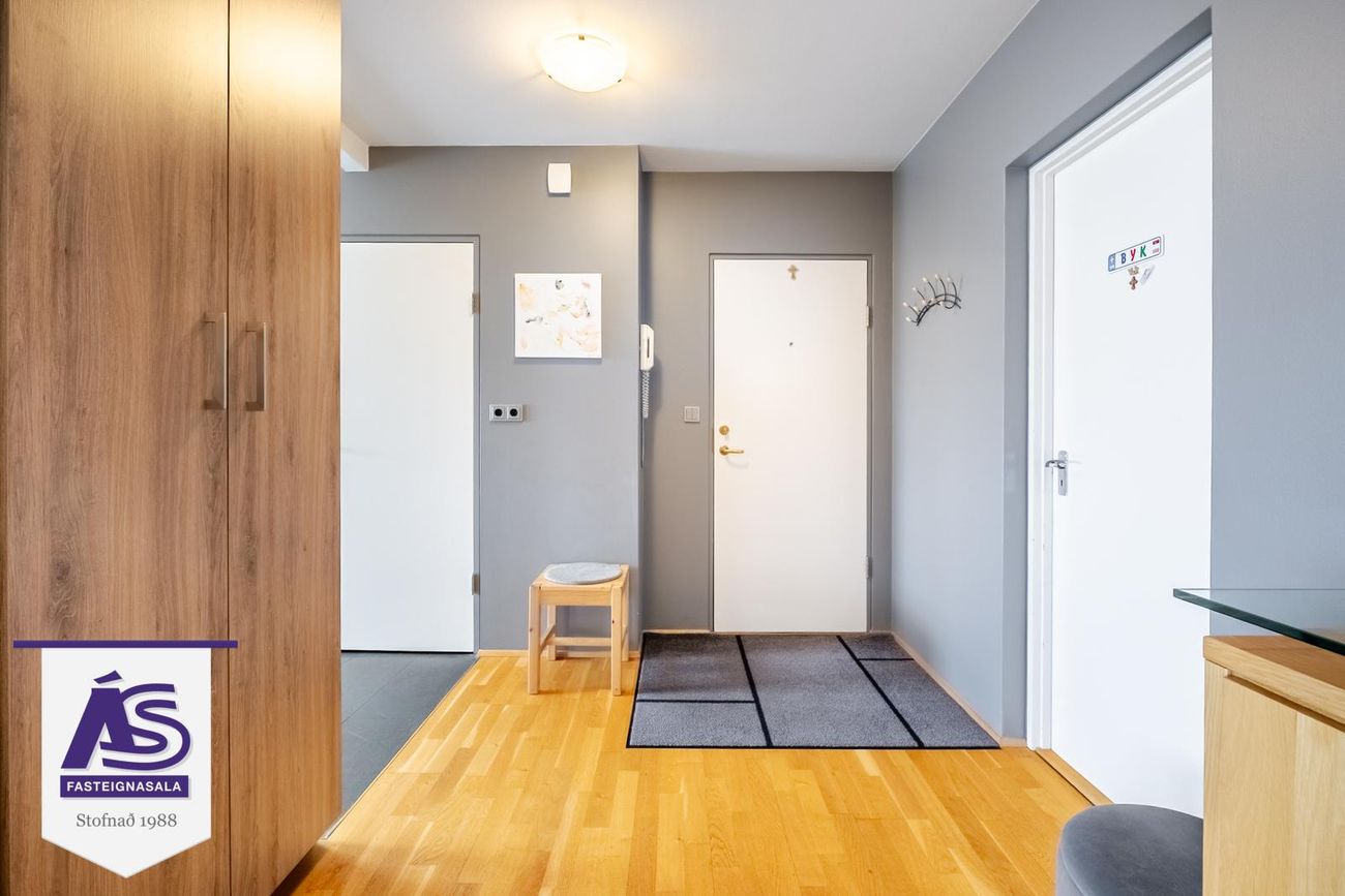 Álftamýri 2 - 0401, 108 Reykjavík