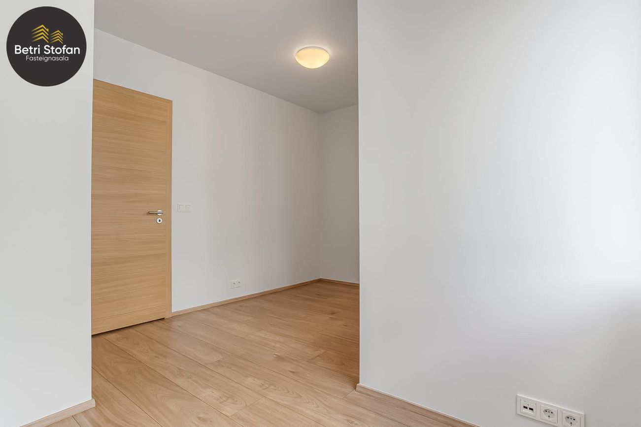 Smyrilshlíð 18, 102 Reykjavík