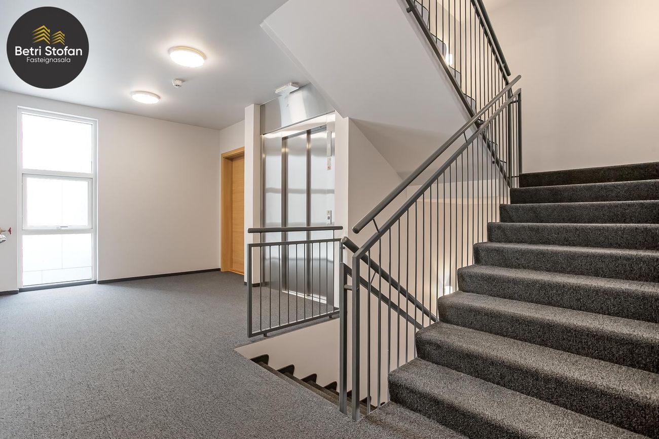 Smyrilshlíð 18, 102 Reykjavík