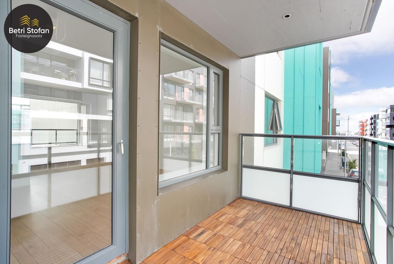 Smyrilshlíð 18, 102 Reykjavík