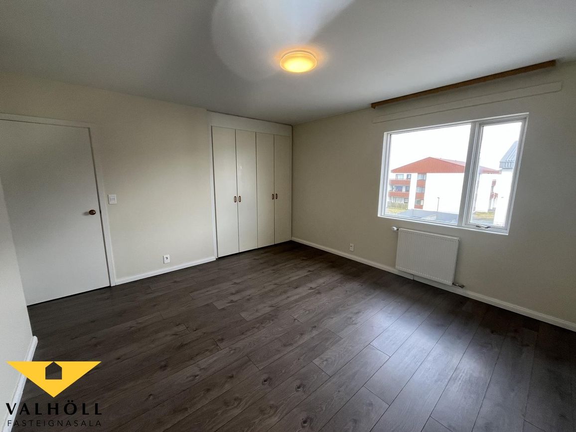 Skógarbraut 914, 262 Reykjanesbær