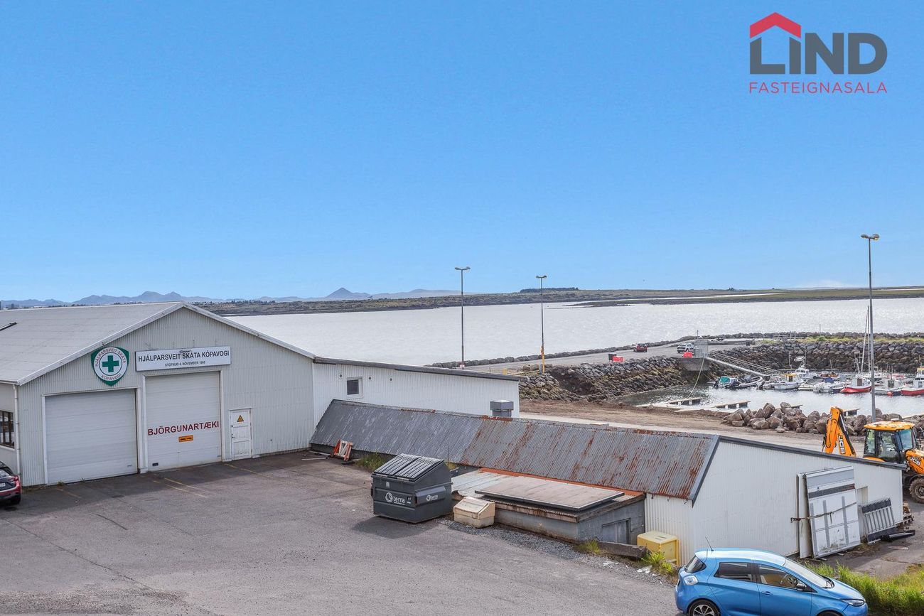Hafnarbraut 9, 200 Kópavogur