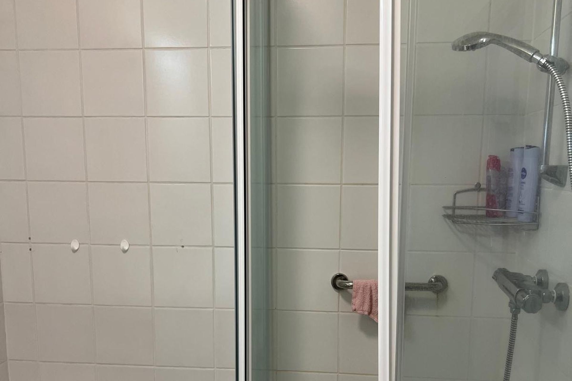 Kirkjuvegur 1, 230 Reykjanesbær