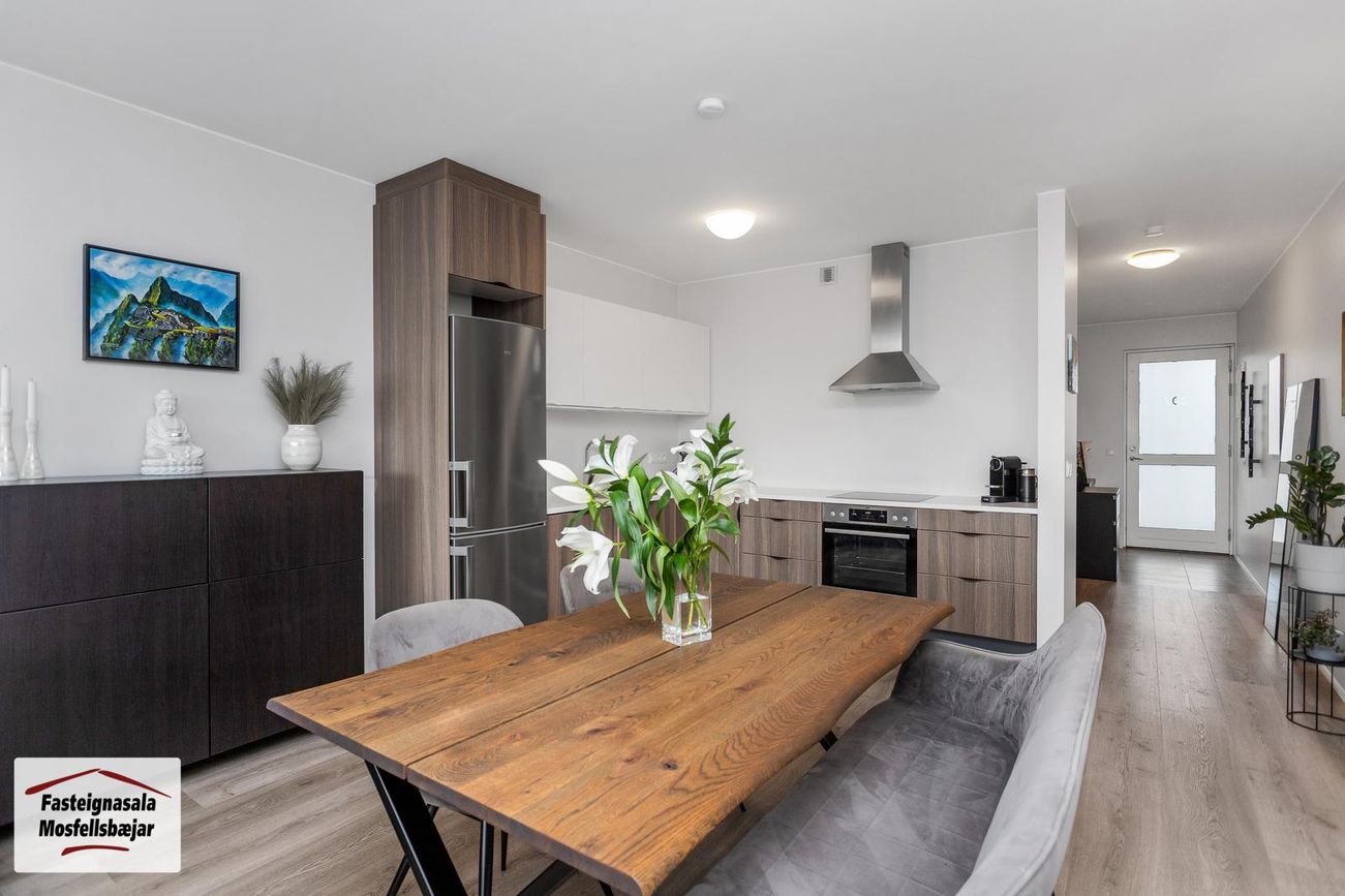 Gerplustræti 2, 270 Mosfellsbær