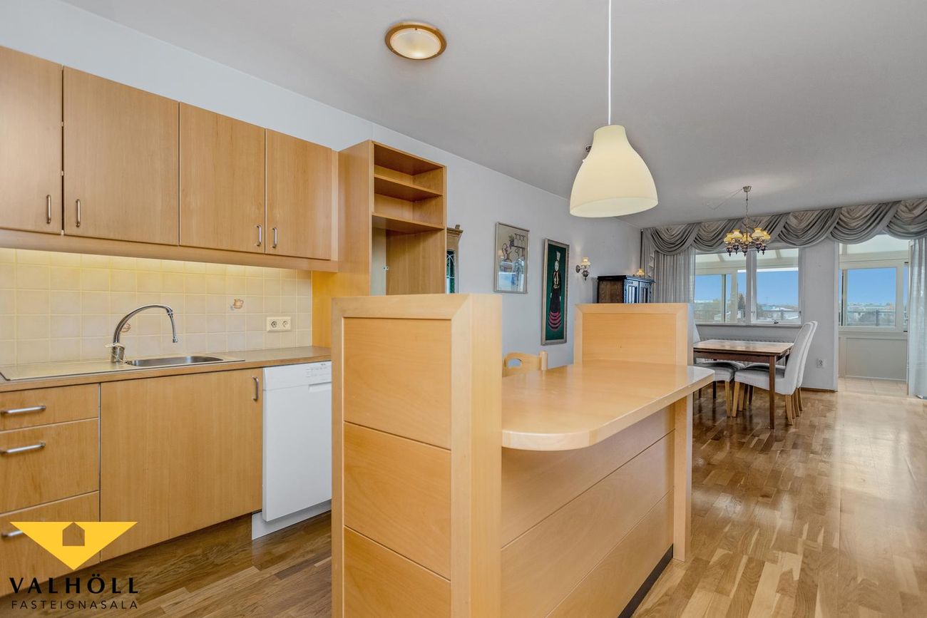 Kleppsvegur 62, 104 Reykjavík