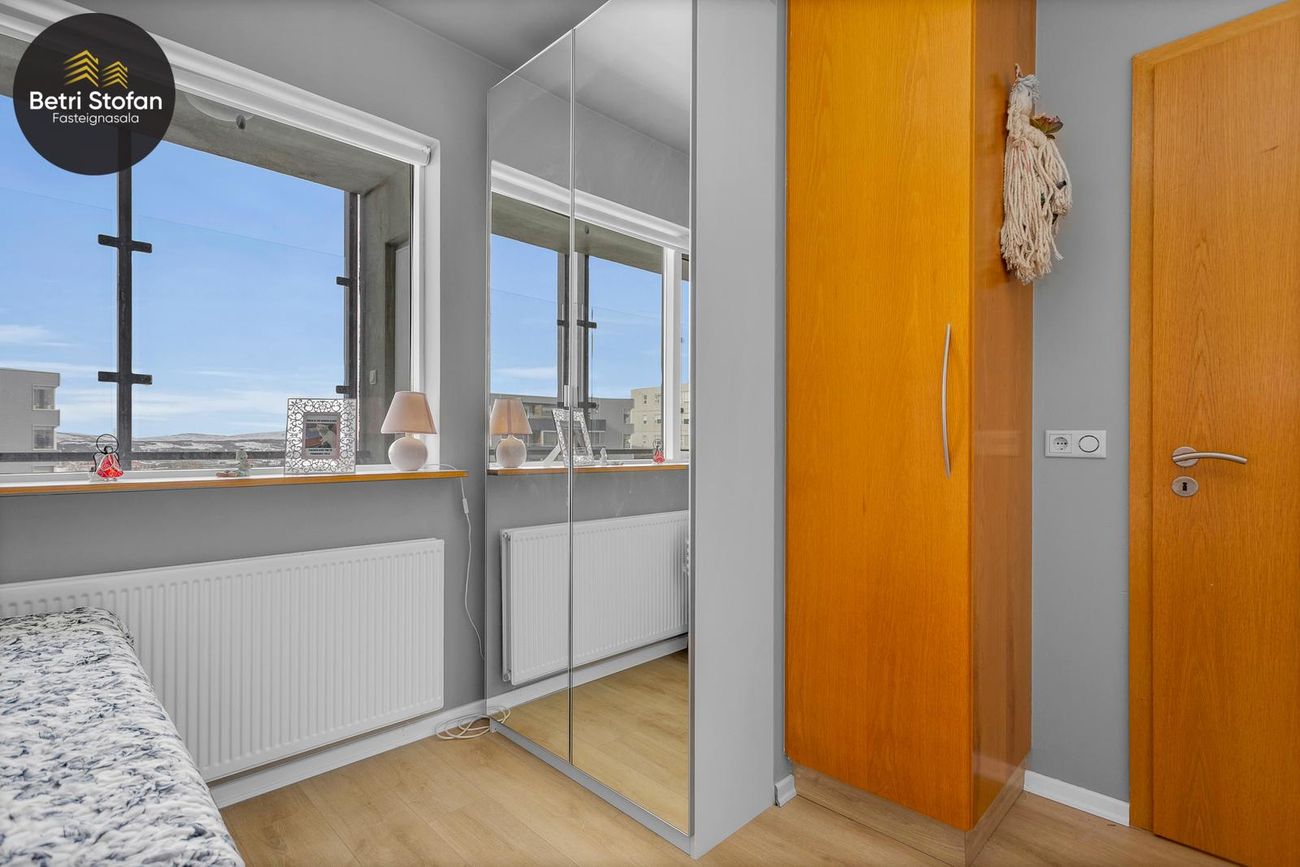 Álfkonuhvarf 49, 203 Kópavogur