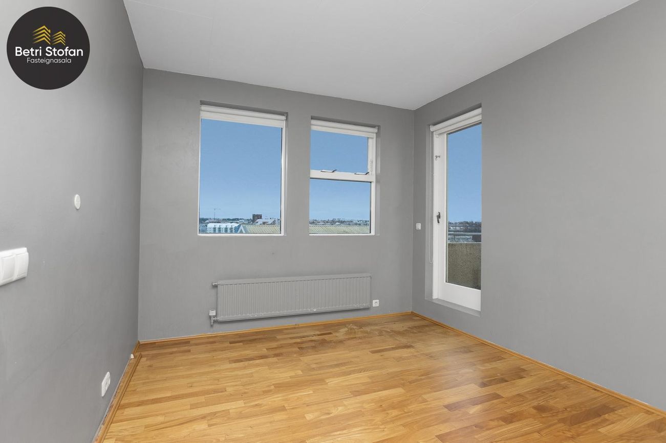 Dverghamrar 24 - 0101, 112 Reykjavík