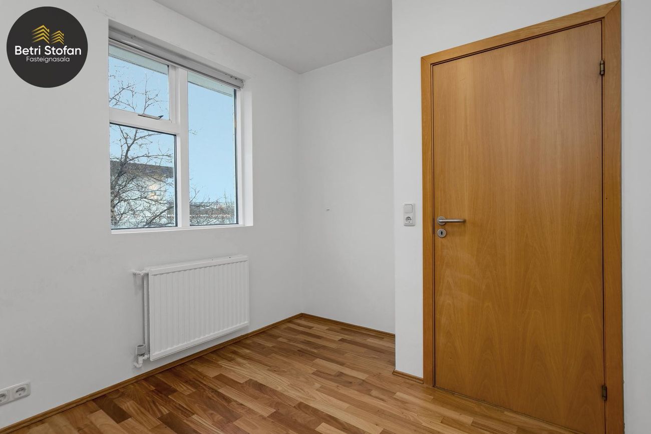 Dverghamrar 24 - 0101, 112 Reykjavík