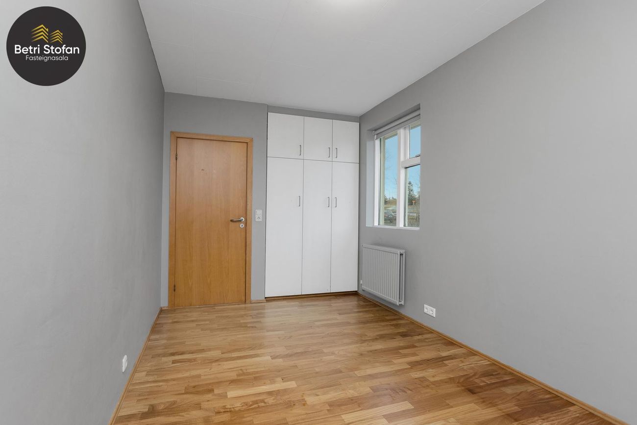 Dverghamrar 24 - 0101, 112 Reykjavík