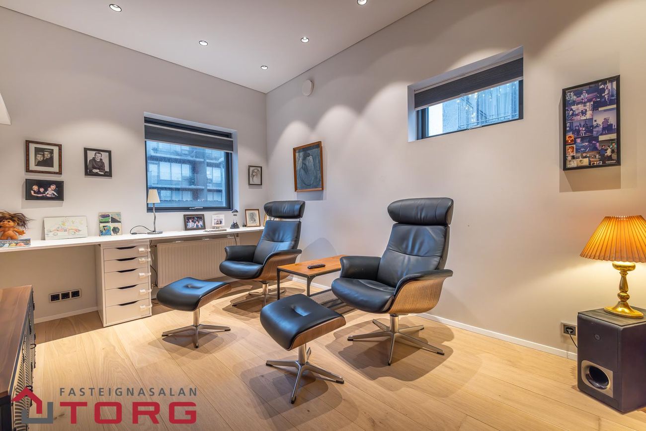 Lautarvegur 8, 103 Reykjavík