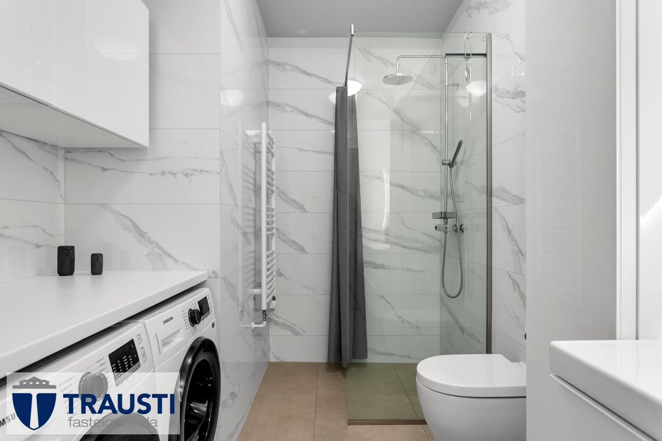 Smyrilshlíð 14, 102 Reykjavík