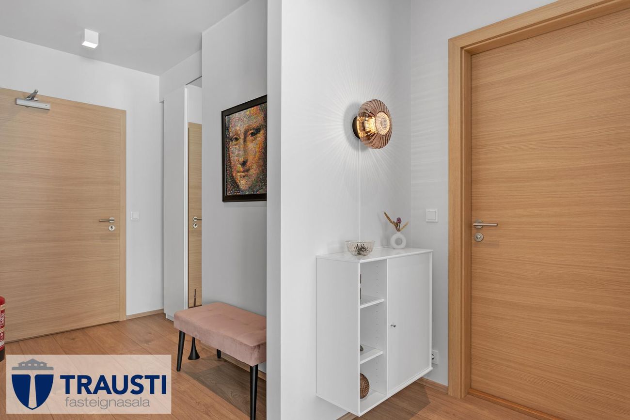 Smyrilshlíð 14, 102 Reykjavík