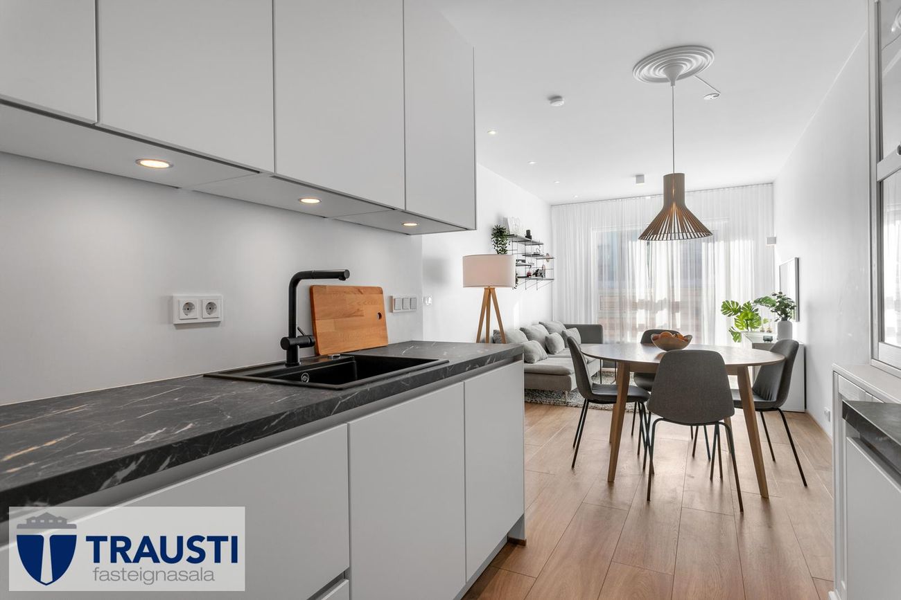 Smyrilshlíð 14, 102 Reykjavík