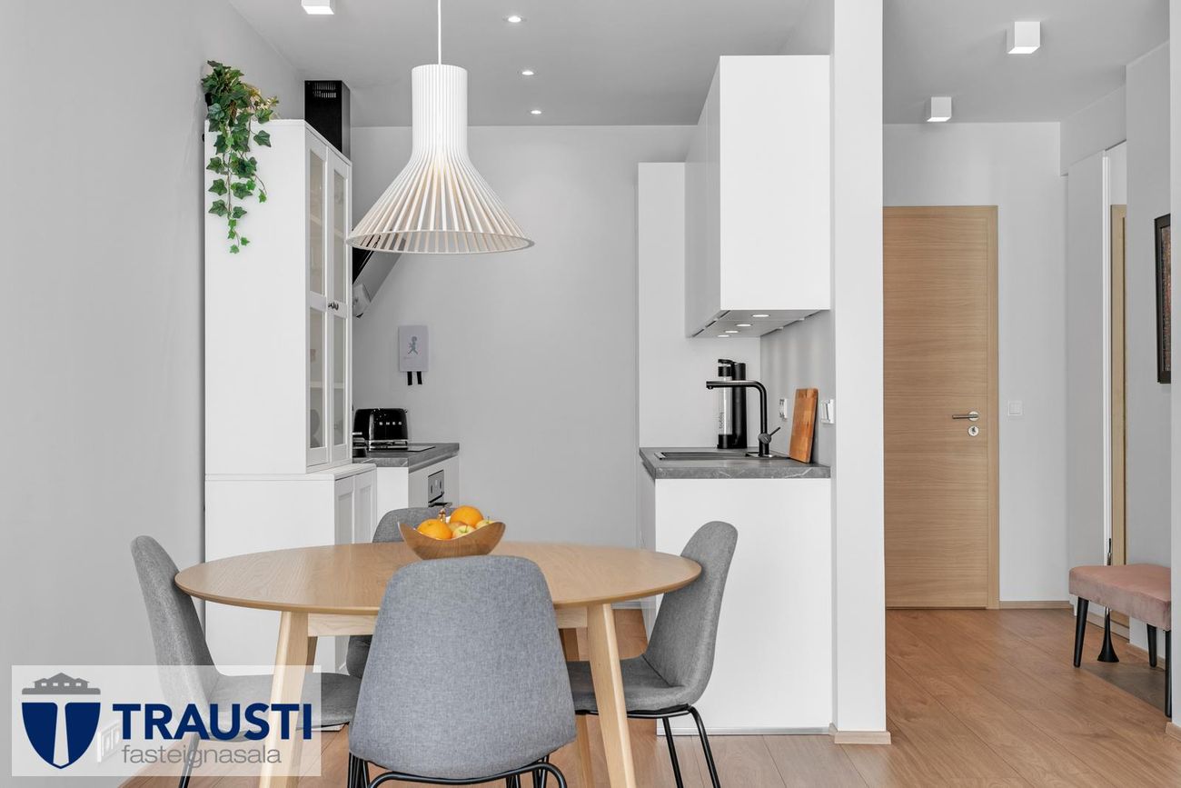 Smyrilshlíð 14, 102 Reykjavík