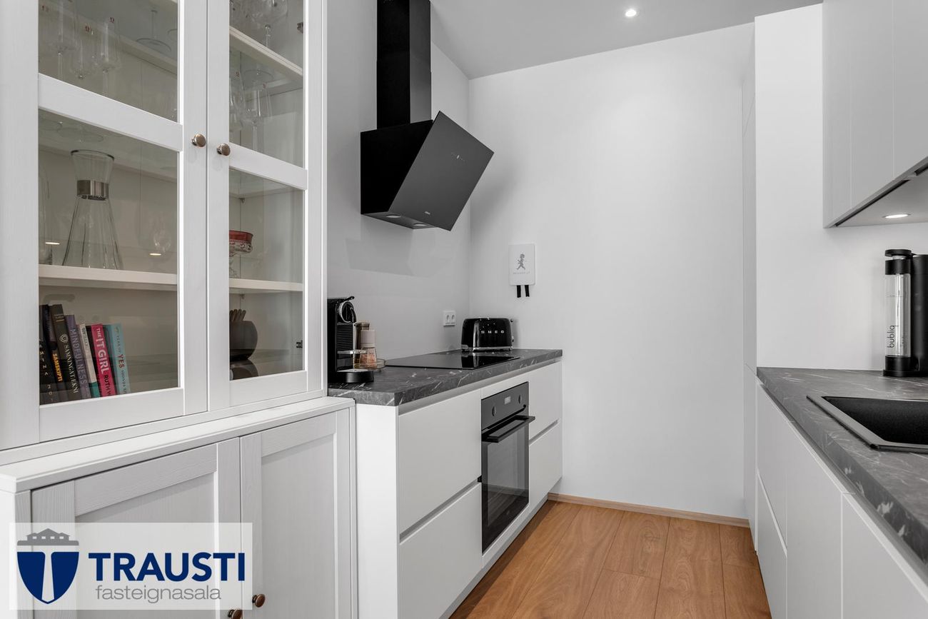 Smyrilshlíð 14, 102 Reykjavík