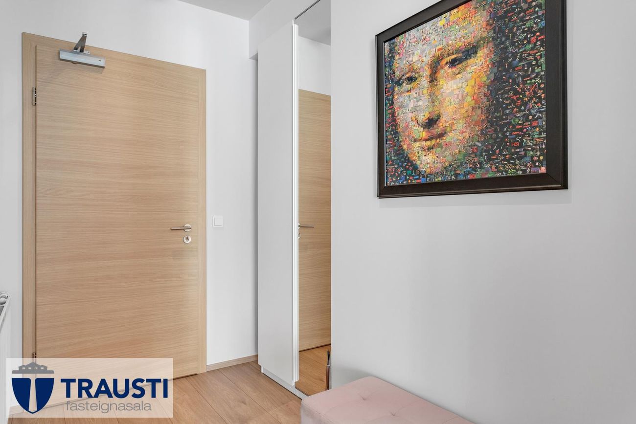 Smyrilshlíð 14, 102 Reykjavík