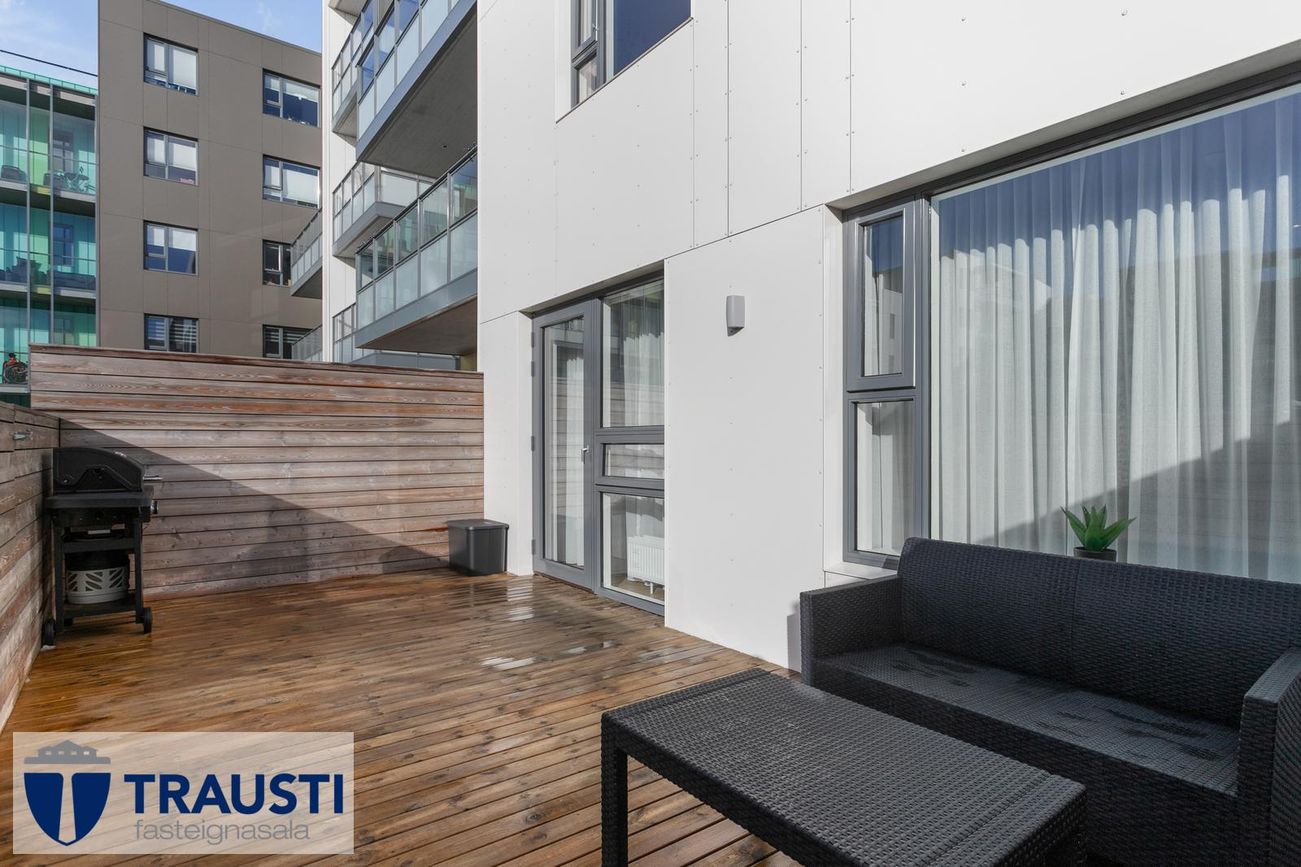 Smyrilshlíð 14, 102 Reykjavík