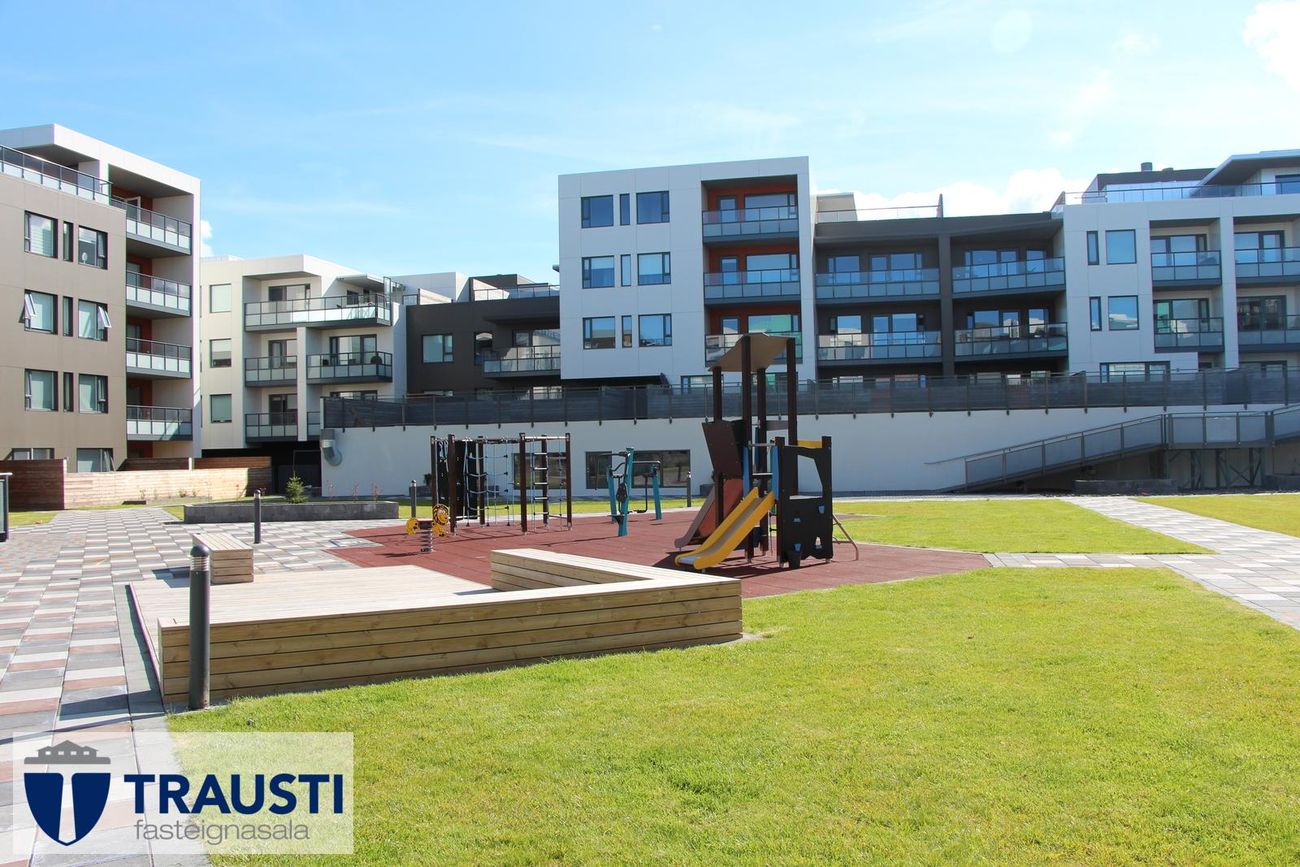 Smyrilshlíð 14, 102 Reykjavík