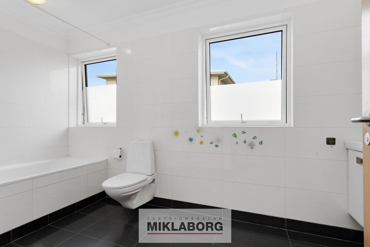 Álfheimar 7 - 0201, 104 Reykjavík