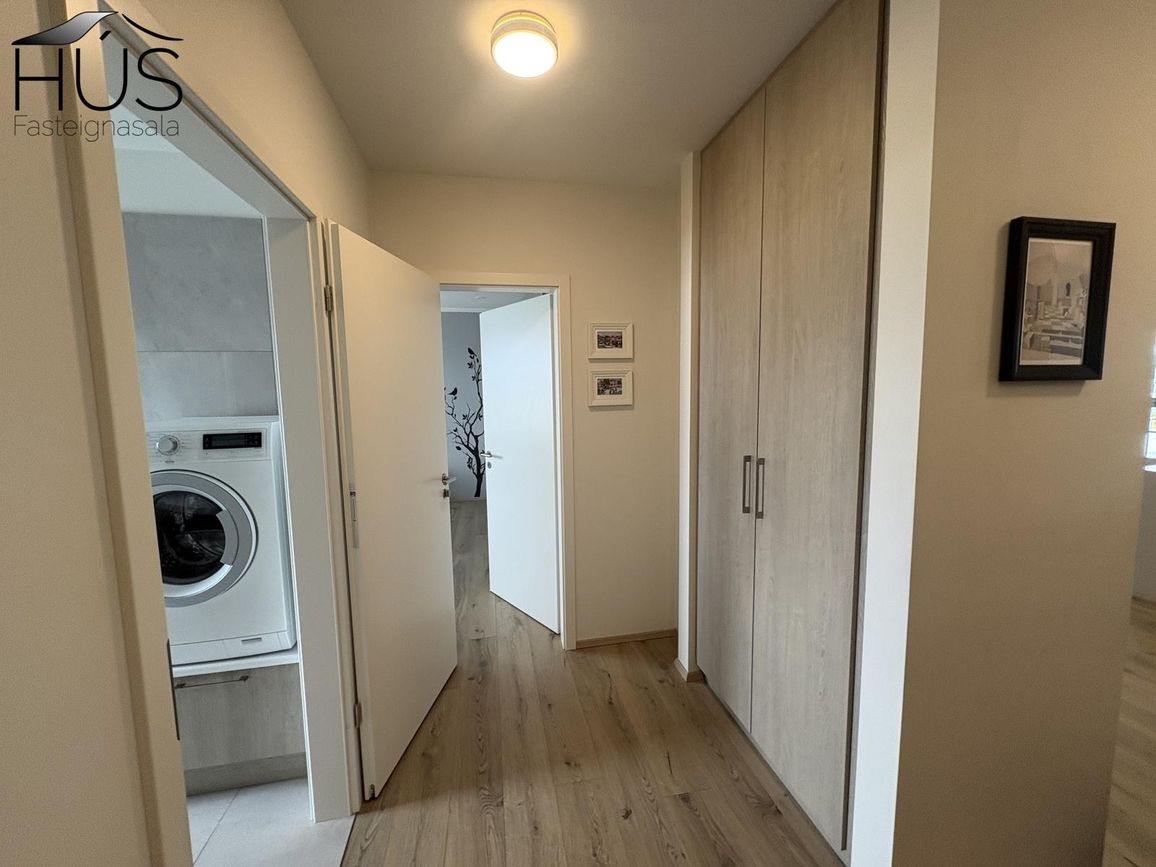 Hraunbær 103A, 110 Reykjavík
