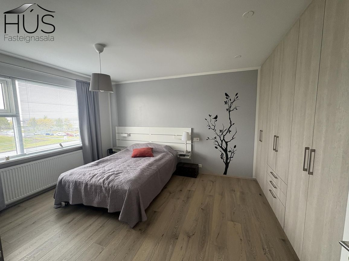 Hraunbær 103A, 110 Reykjavík