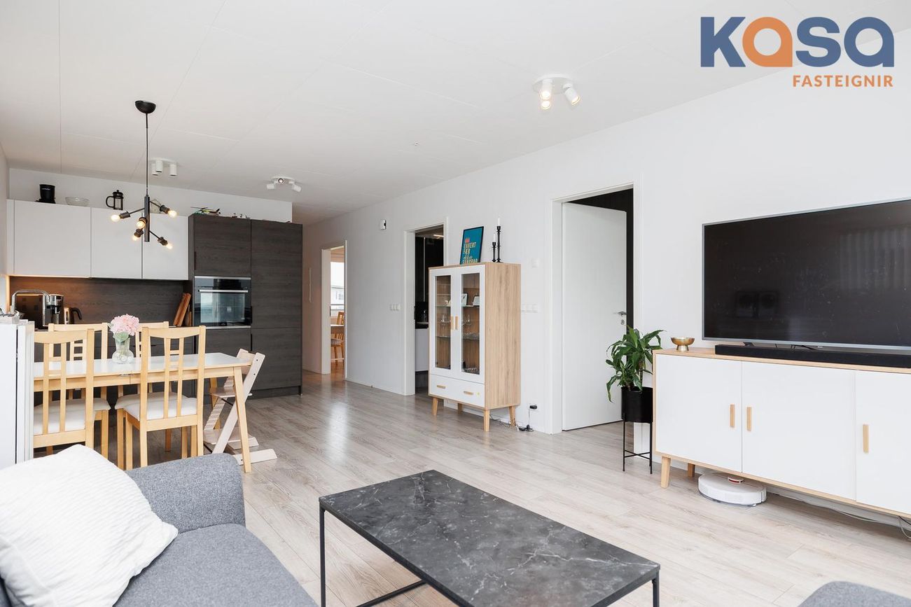 Geirþrúðarhagi 4A, 600 Akureyri