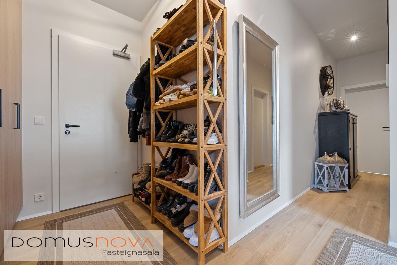 Jöfursbás 5, 112 Reykjavík