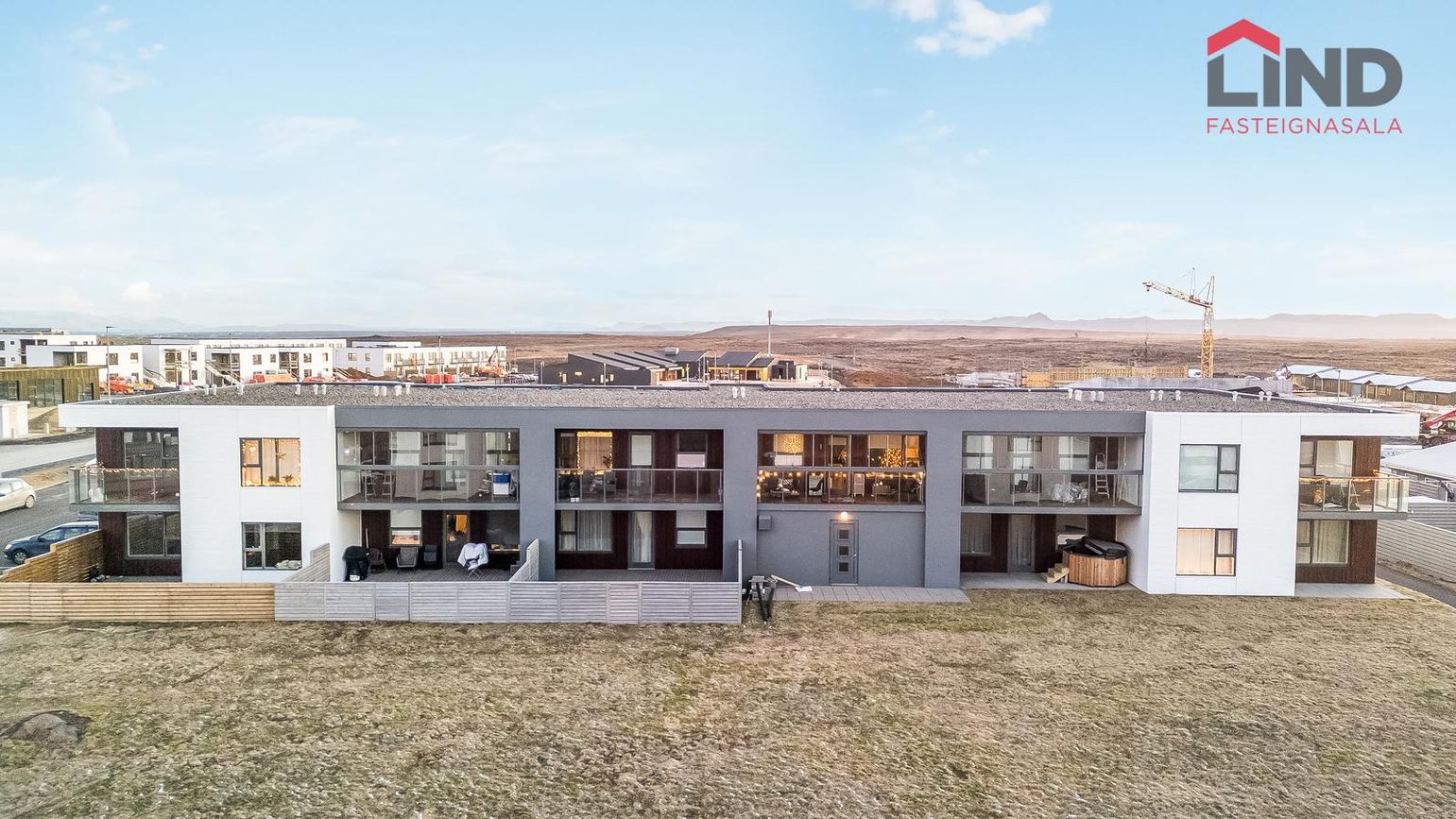 Dalsbraut 36, 260 Reykjanesbær
