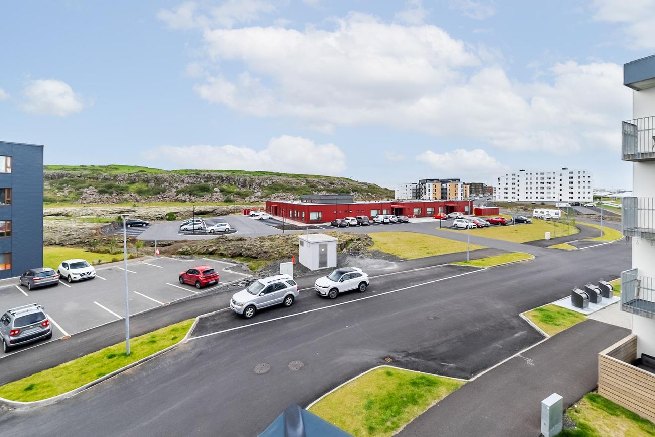 Nónhamar 4, 221 Hafnarfjörður