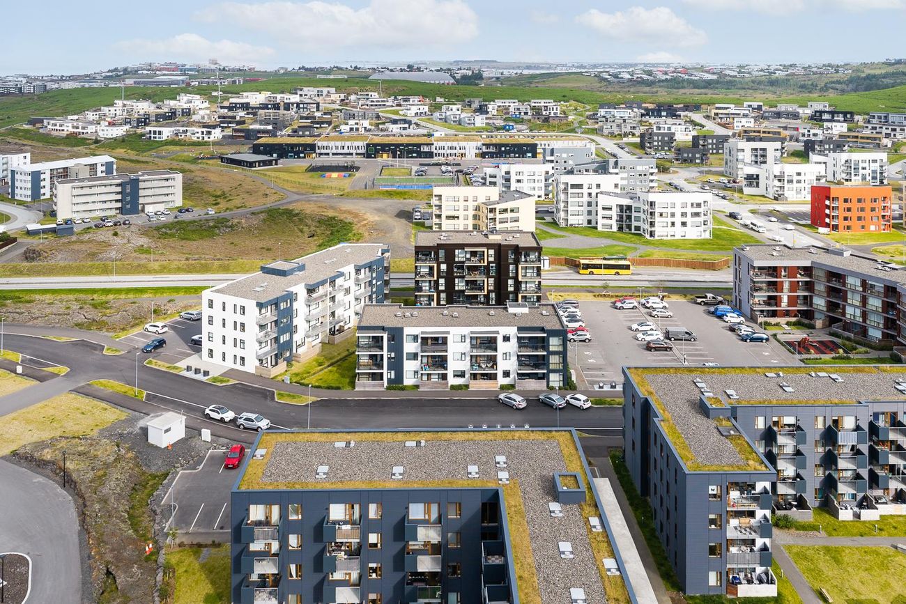 Nónhamar 4, 221 Hafnarfjörður