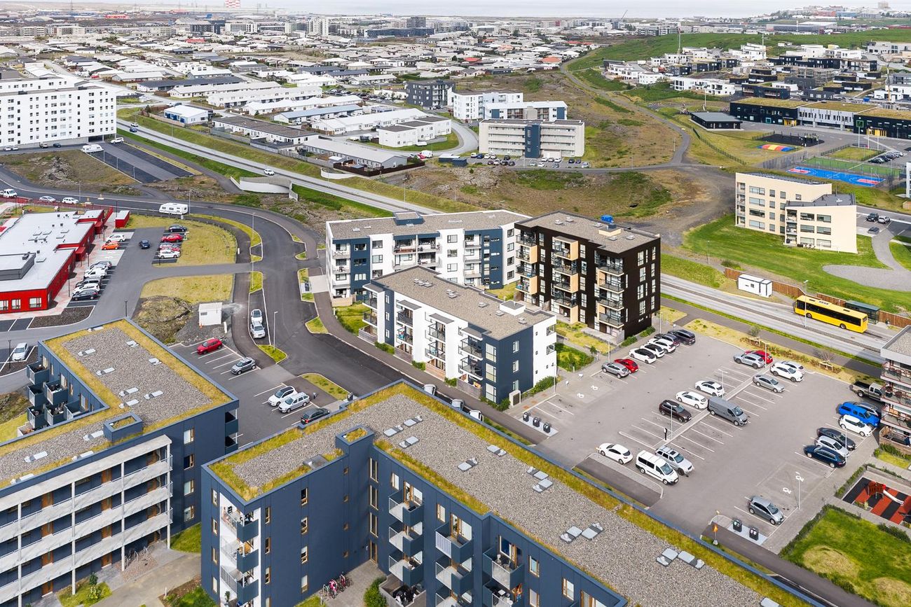 Nónhamar 4, 221 Hafnarfjörður