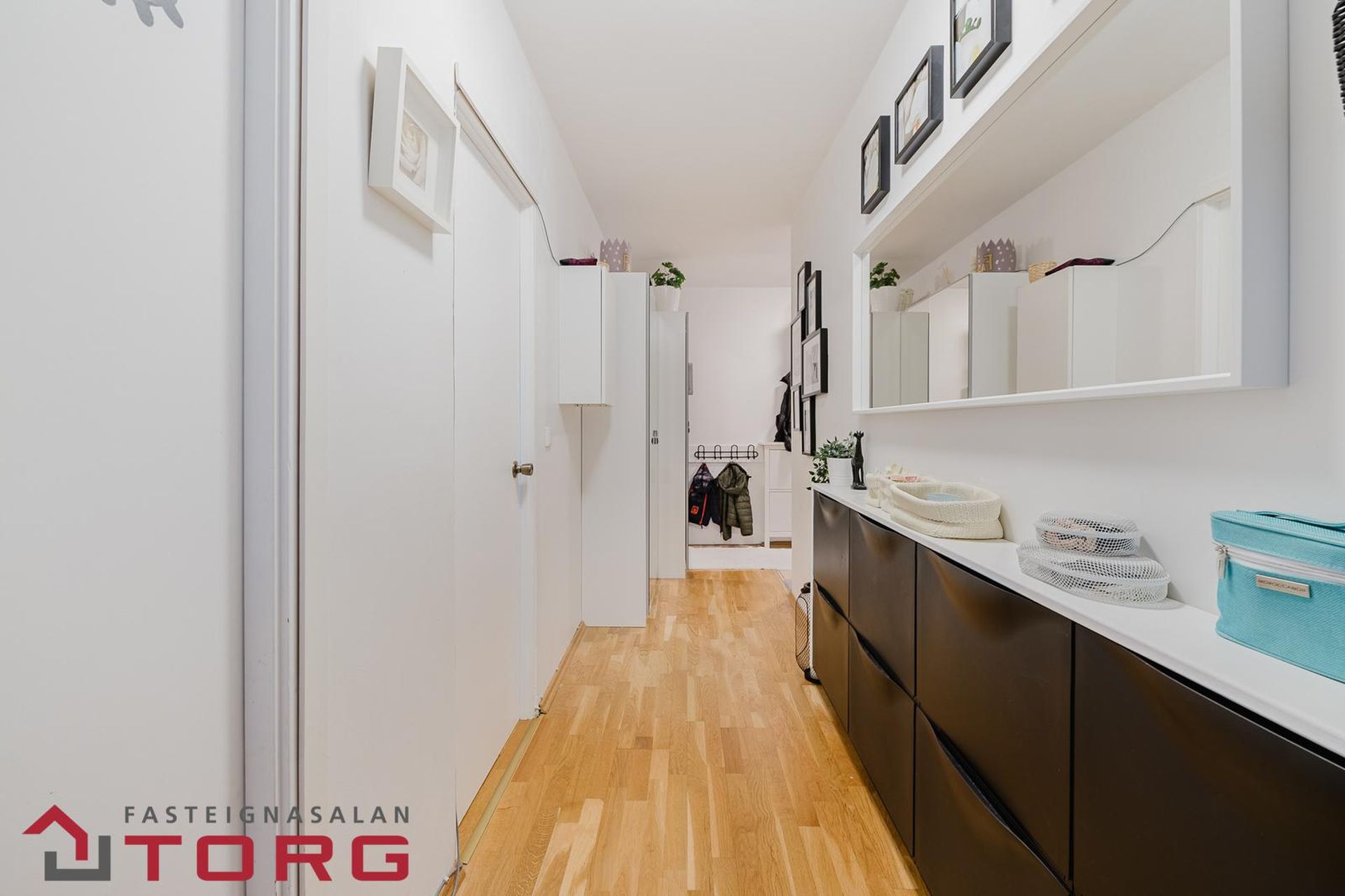 Hraunbær 90, 110 Reykjavík