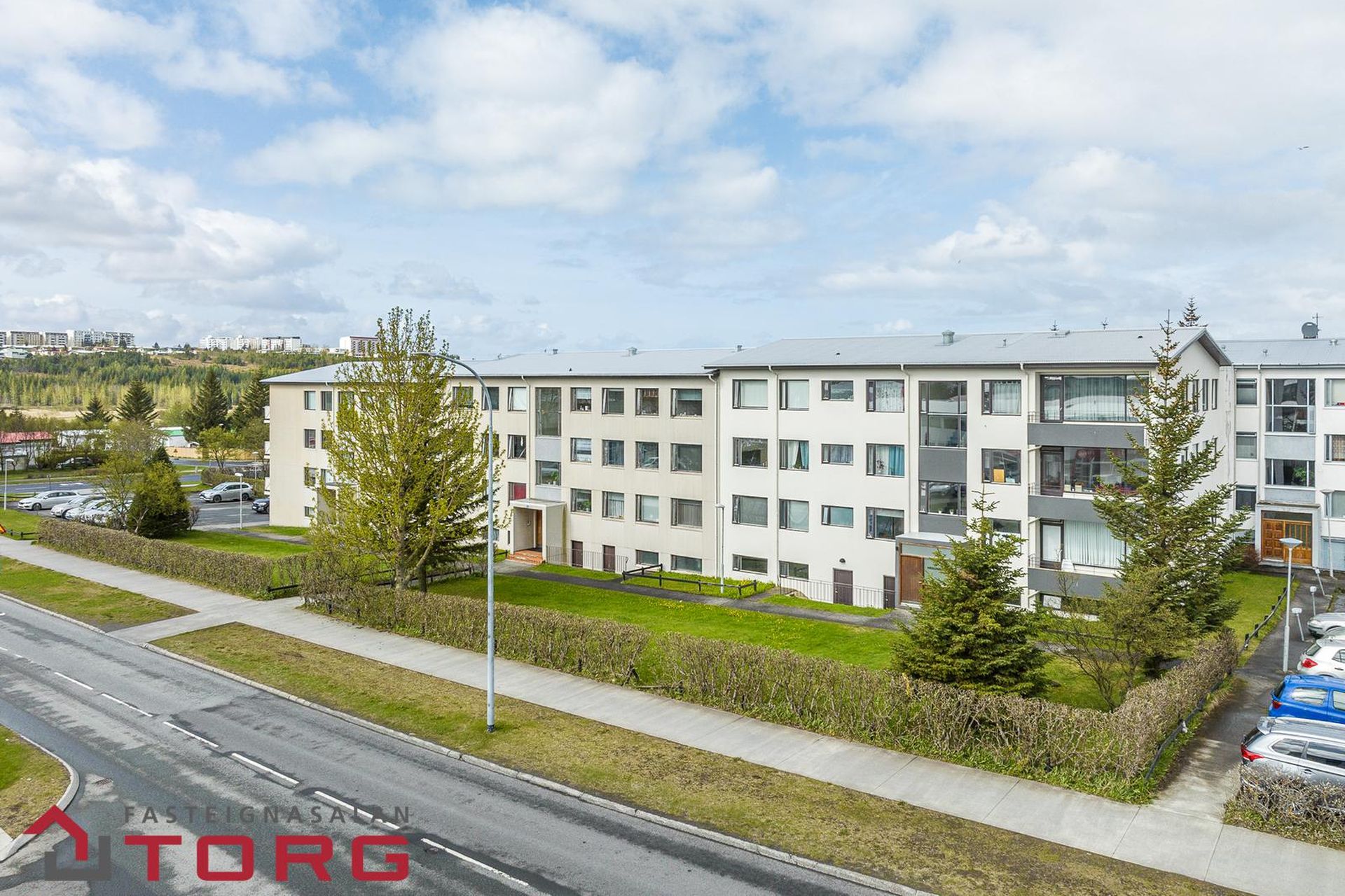 Hraunbær 90, 110 Reykjavík