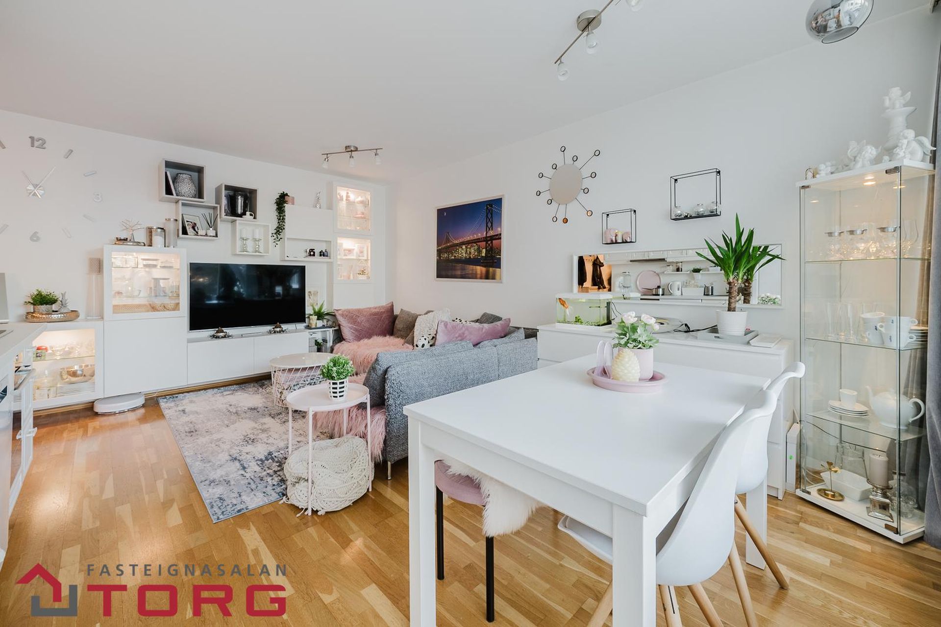 Hraunbær 90, 110 Reykjavík