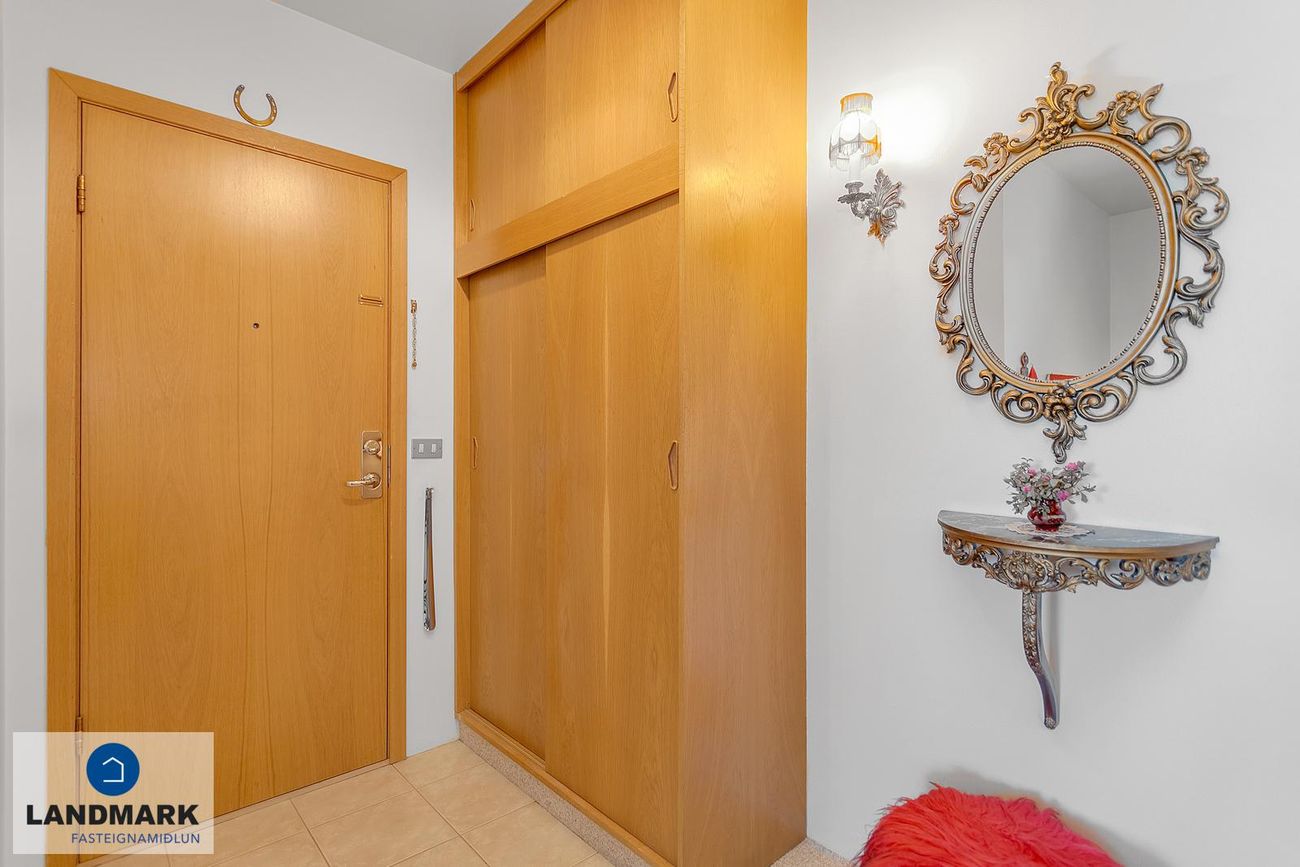 Dúfnahólar 6 - 0101, 111 Reykjavík