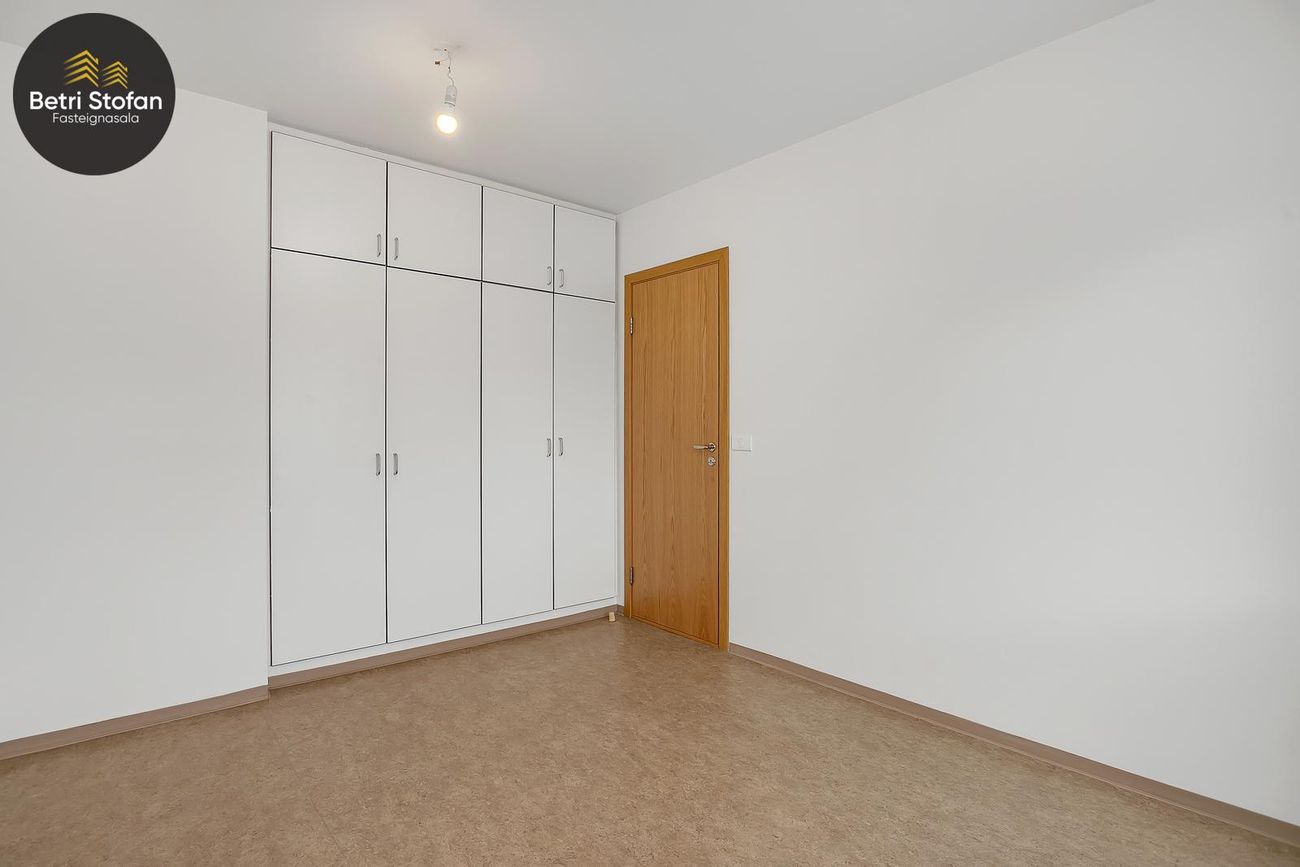 Hrafnhólar 6 6-8 - 0104, 111 Reykjavík