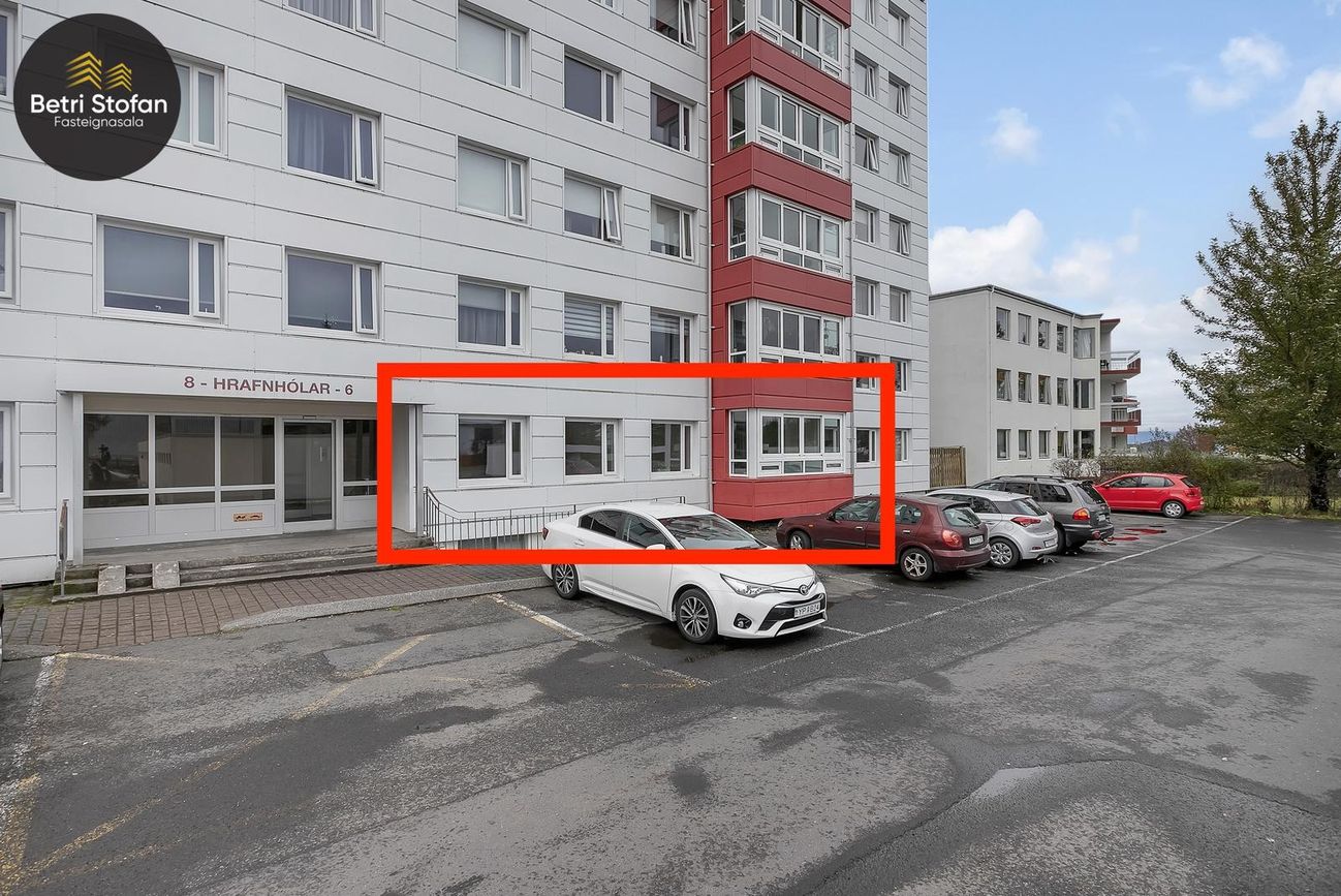 Hrafnhólar 6 6-8 - 0104, 111 Reykjavík