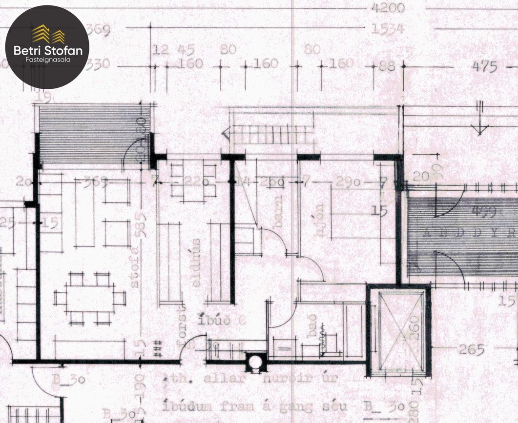 Hrafnhólar 6 6-8 - 0104, 111 Reykjavík