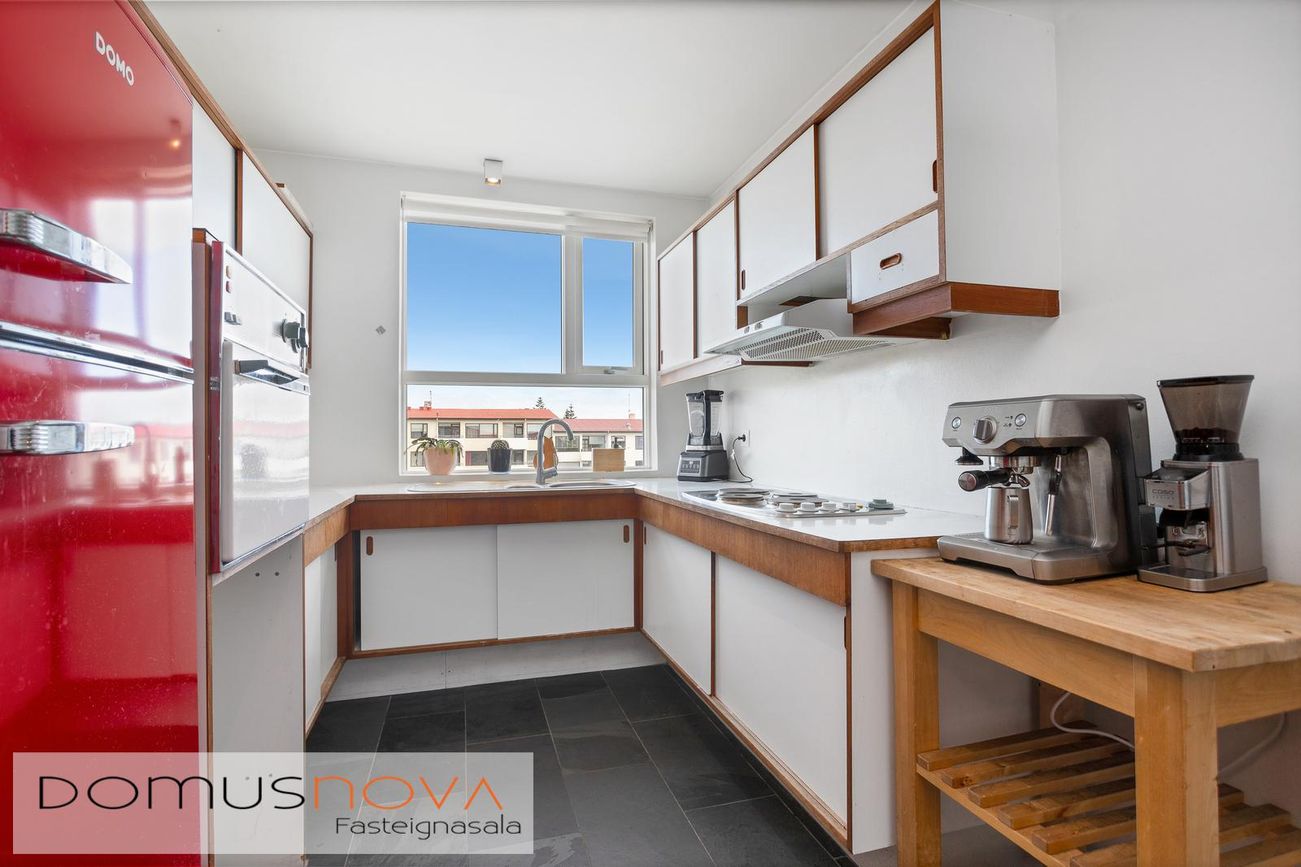 Hraunbær 58, 110 Reykjavík