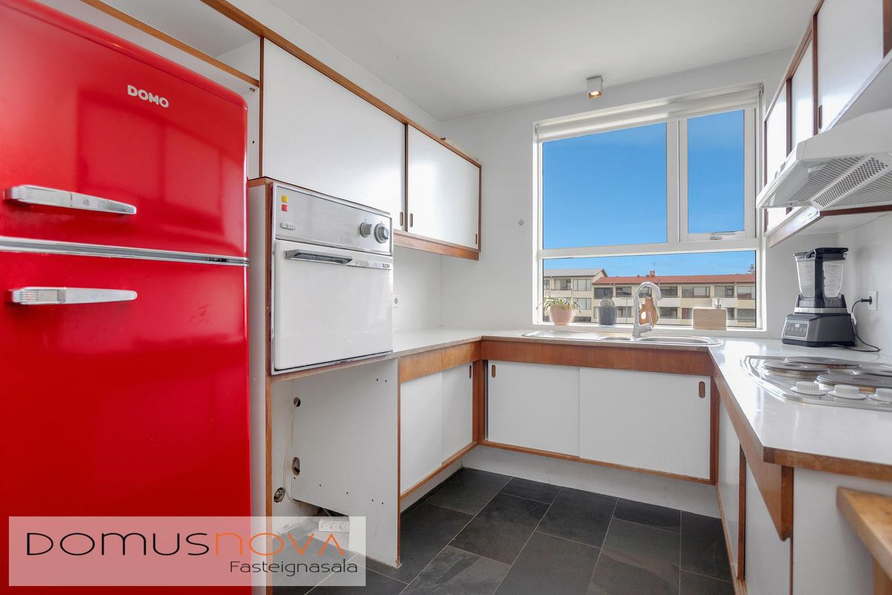 Hraunbær 58, 110 Reykjavík