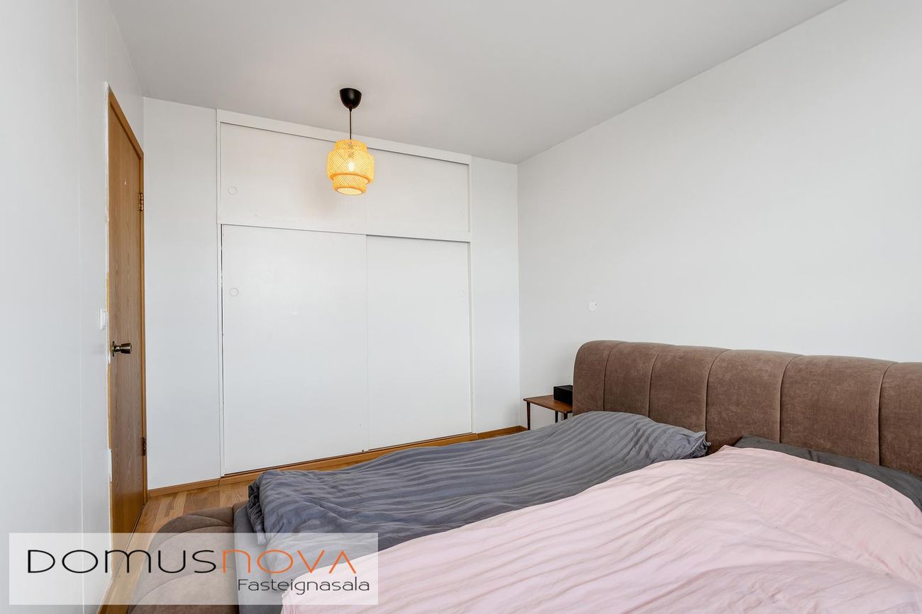 Hraunbær 58, 110 Reykjavík