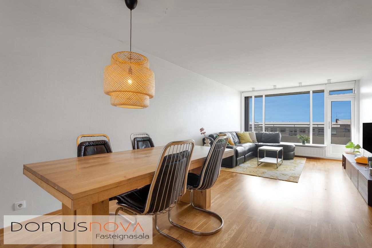 Hraunbær 58, 110 Reykjavík