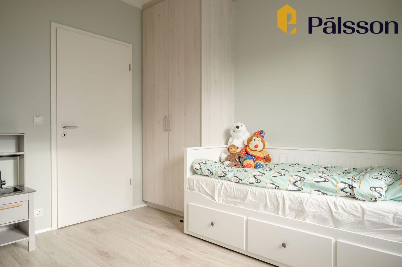 Holtsvegur 9, 210 Garðabær