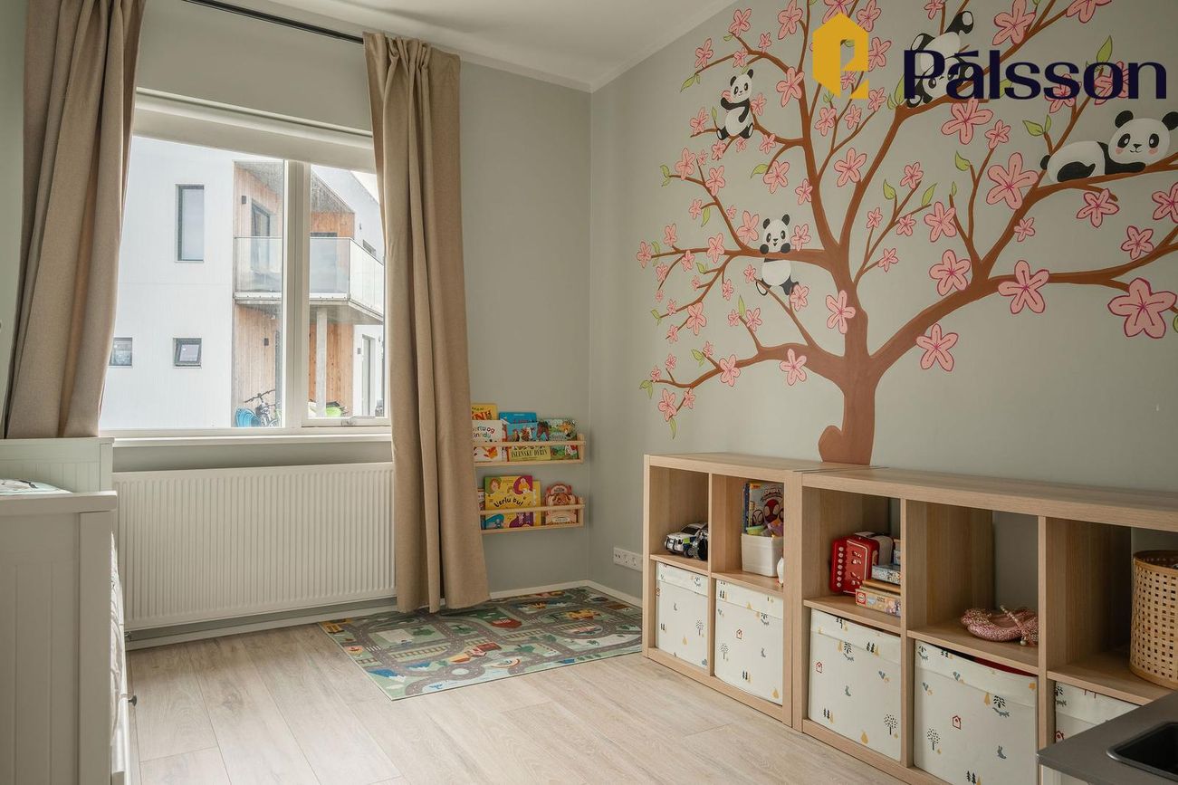 Holtsvegur 9, 210 Garðabær