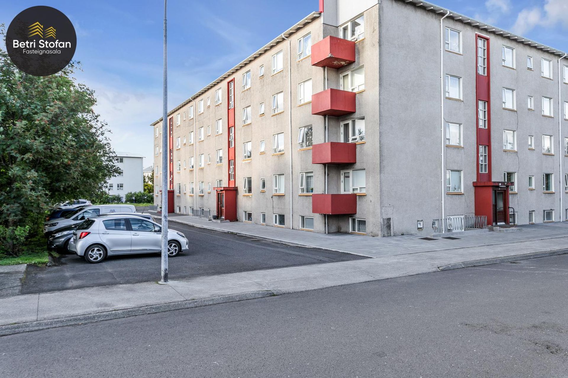 Stigahlíð 10, 105 Reykjavík