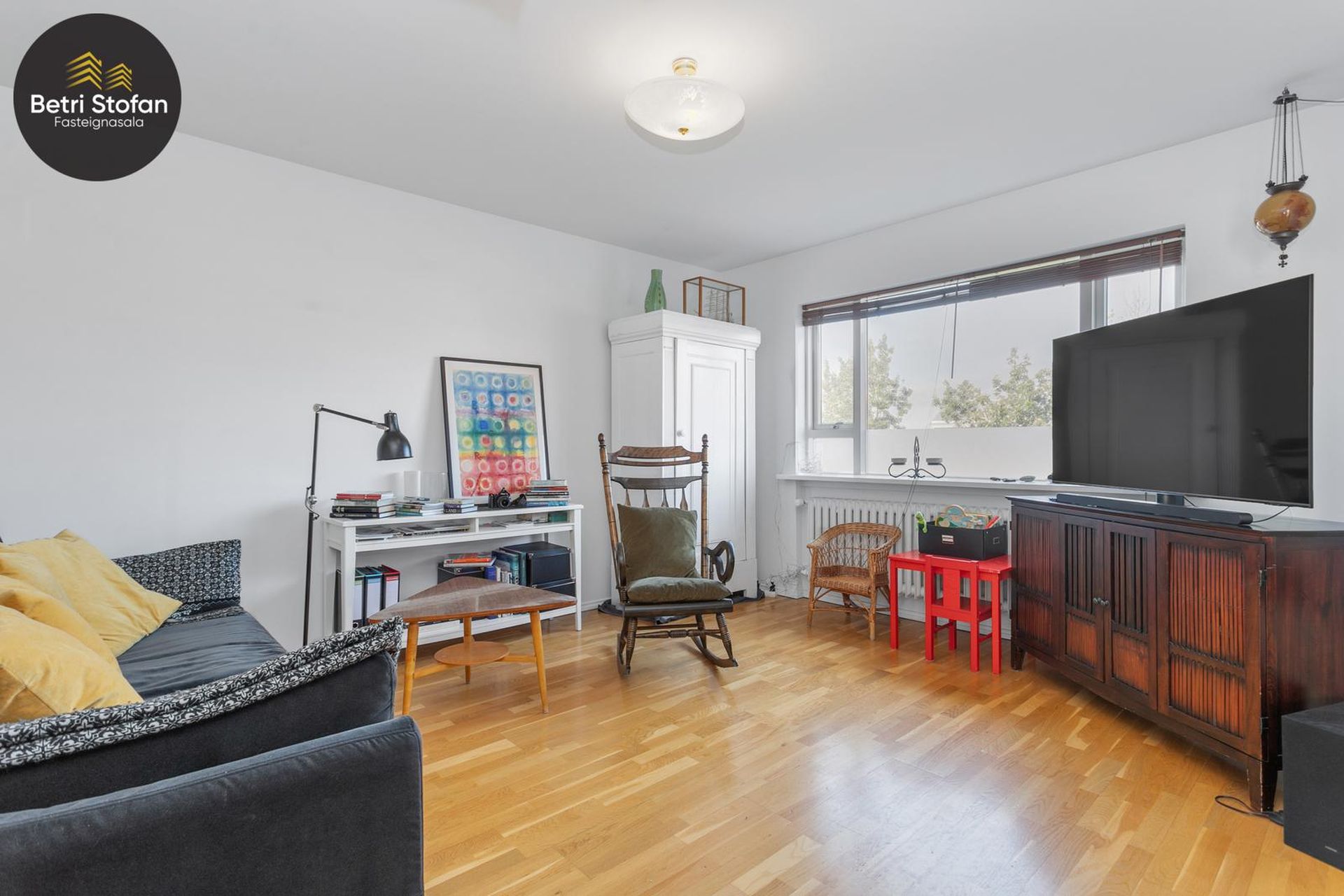 Stigahlíð 10, 105 Reykjavík