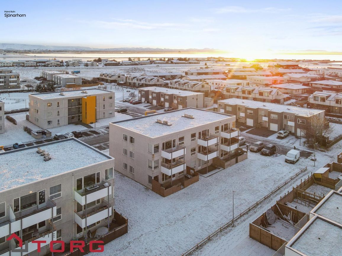 Asparholt 6 - 0103, 225 Garðabær
