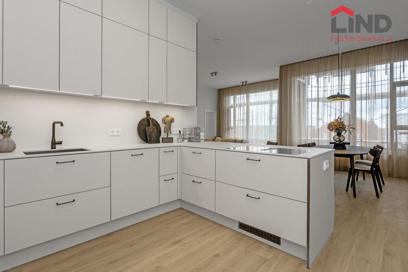 Hafnarbraut 10B - 0111, 200 Kópavogur
