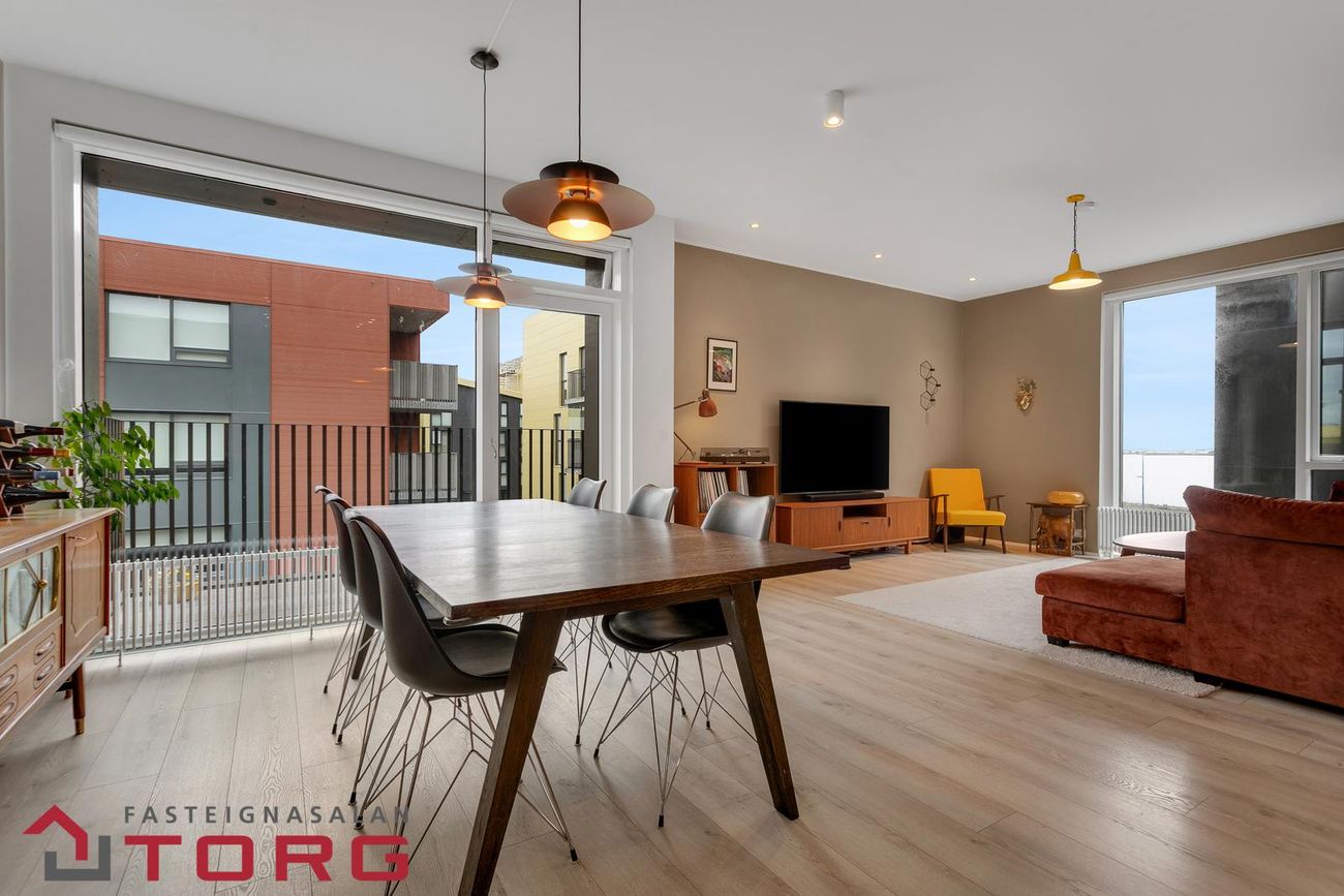 Hallgerðargata 19, 105 Reykjavík