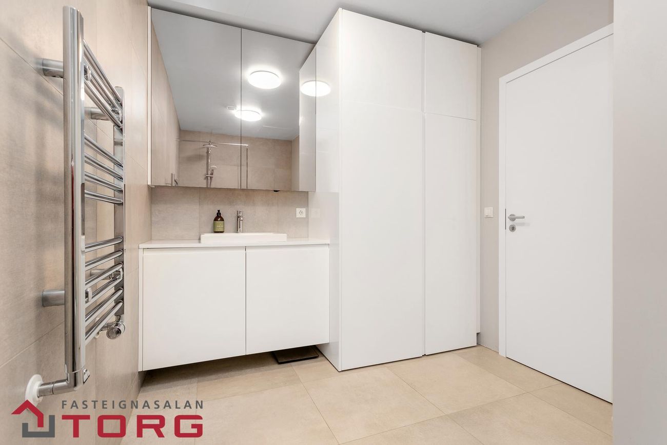 Hallgerðargata 19, 105 Reykjavík